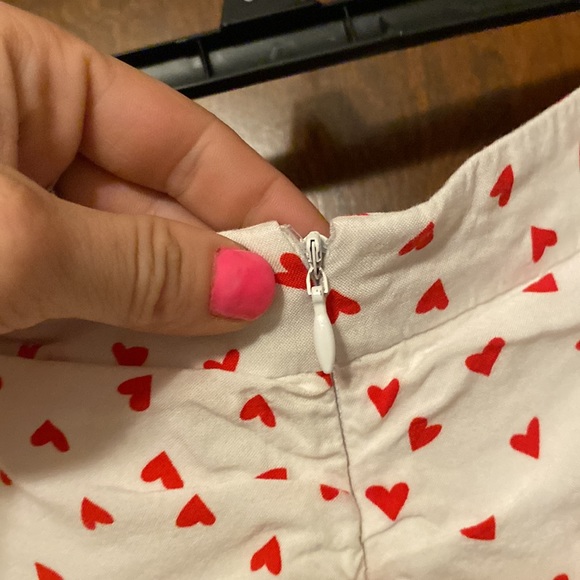 Adorable 2 piece set with ❤️ red hearts all over 😍😍😍 - Picture 13 of 16